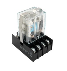 MY2N-D2に使用可能なソケットと保持金具を教えてください。（端子台