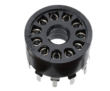 MYAシリーズに使用可能なソケットと保持金具を教えてください。（端子